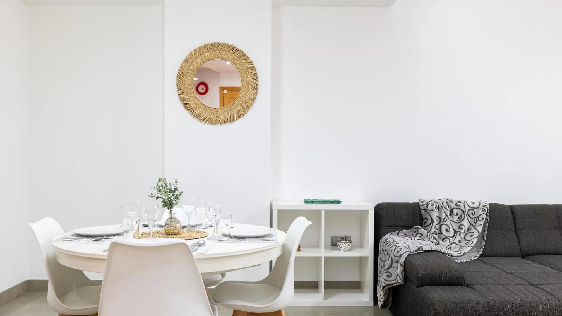 Holidays2Malaga Picasso Area Apartment 0*, Malaga Spain